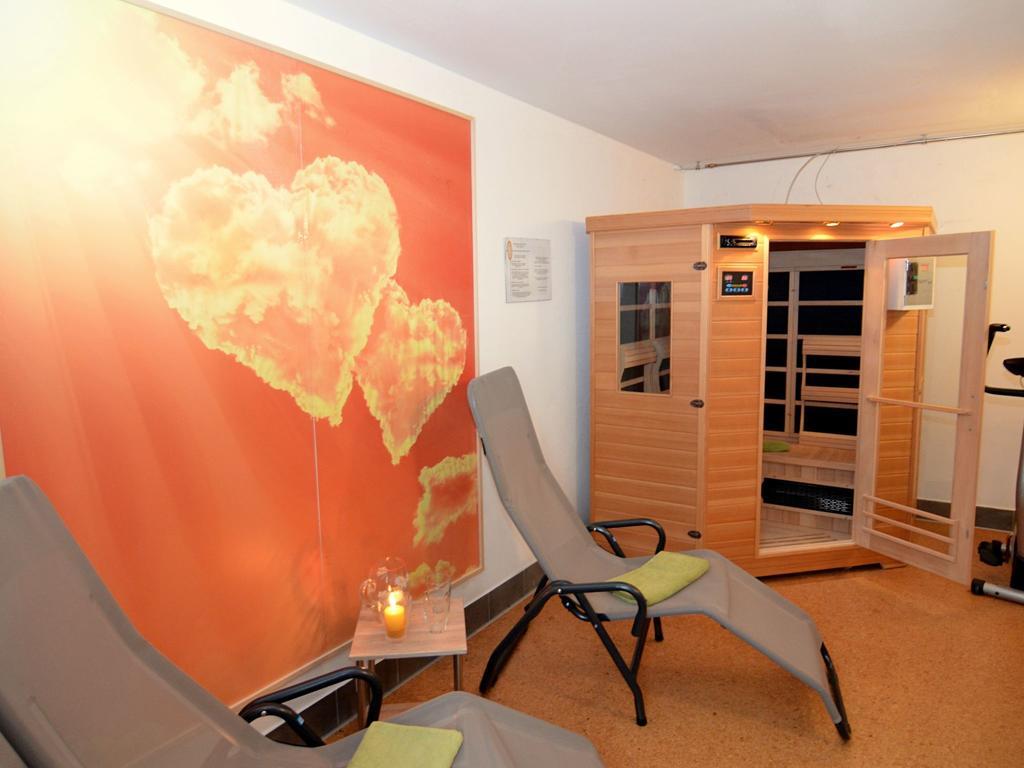 Holiday Flat With Swimming Pool In Prackenbach Viechtach Exterior photo